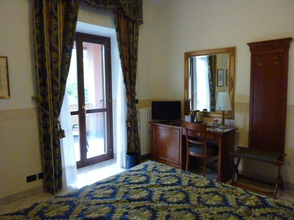 Hotel Belvedere Турин Номер фото
